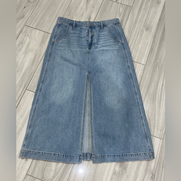 Sold✨Frye women’s Jean skirt - Picture 3 of 6